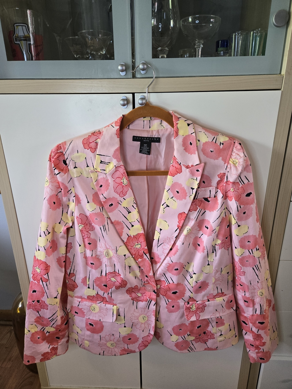 Stylish Pink Floral Blazer Jacket - Women's